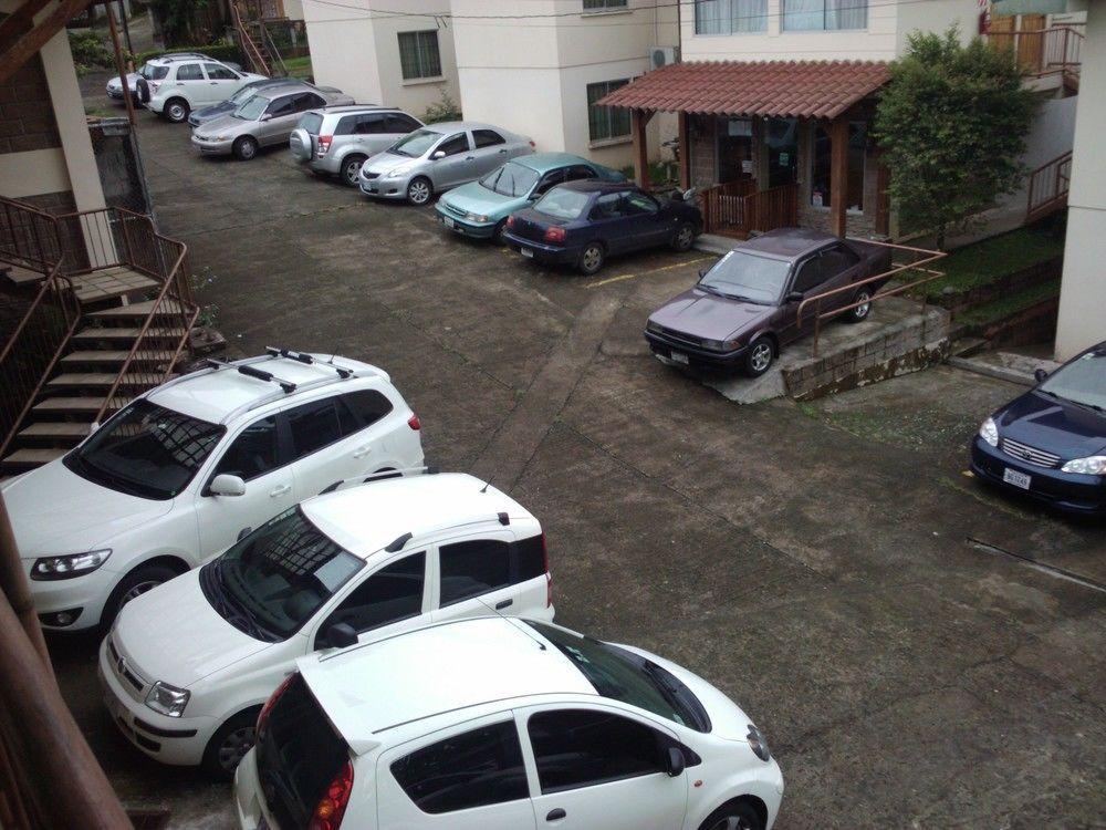 Hotel La Villa Quesada  Luaran gambar