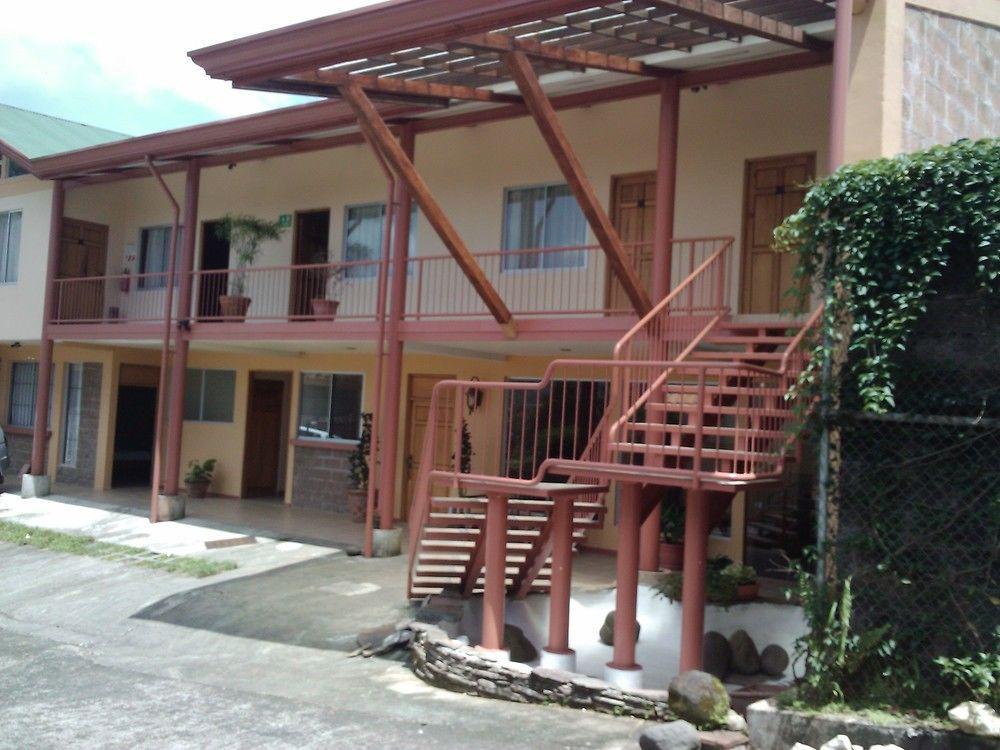 Hotel La Villa Quesada  Luaran gambar
