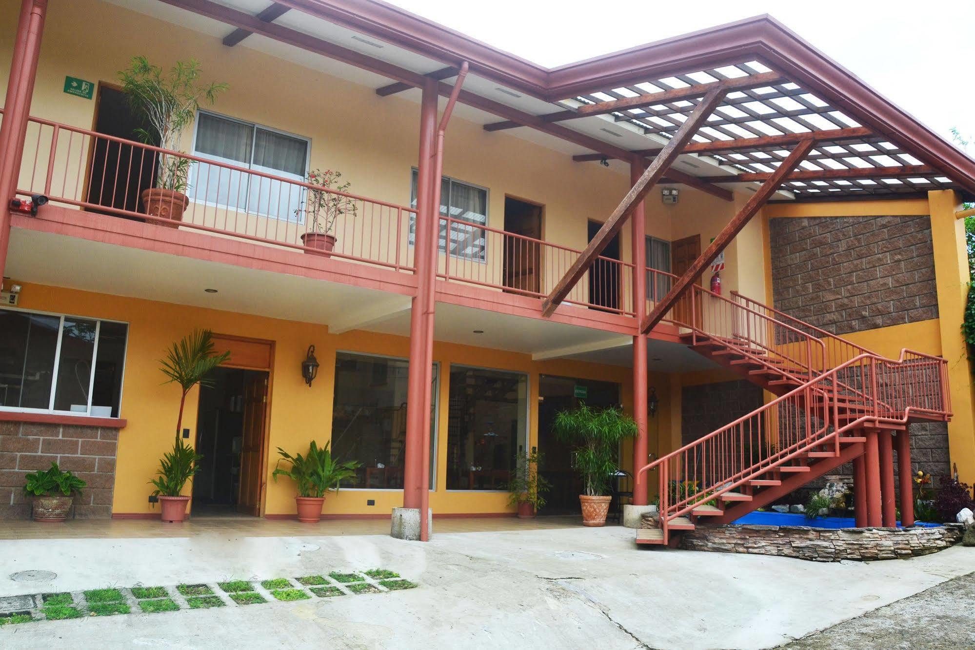 Hotel La Villa Quesada  Luaran gambar