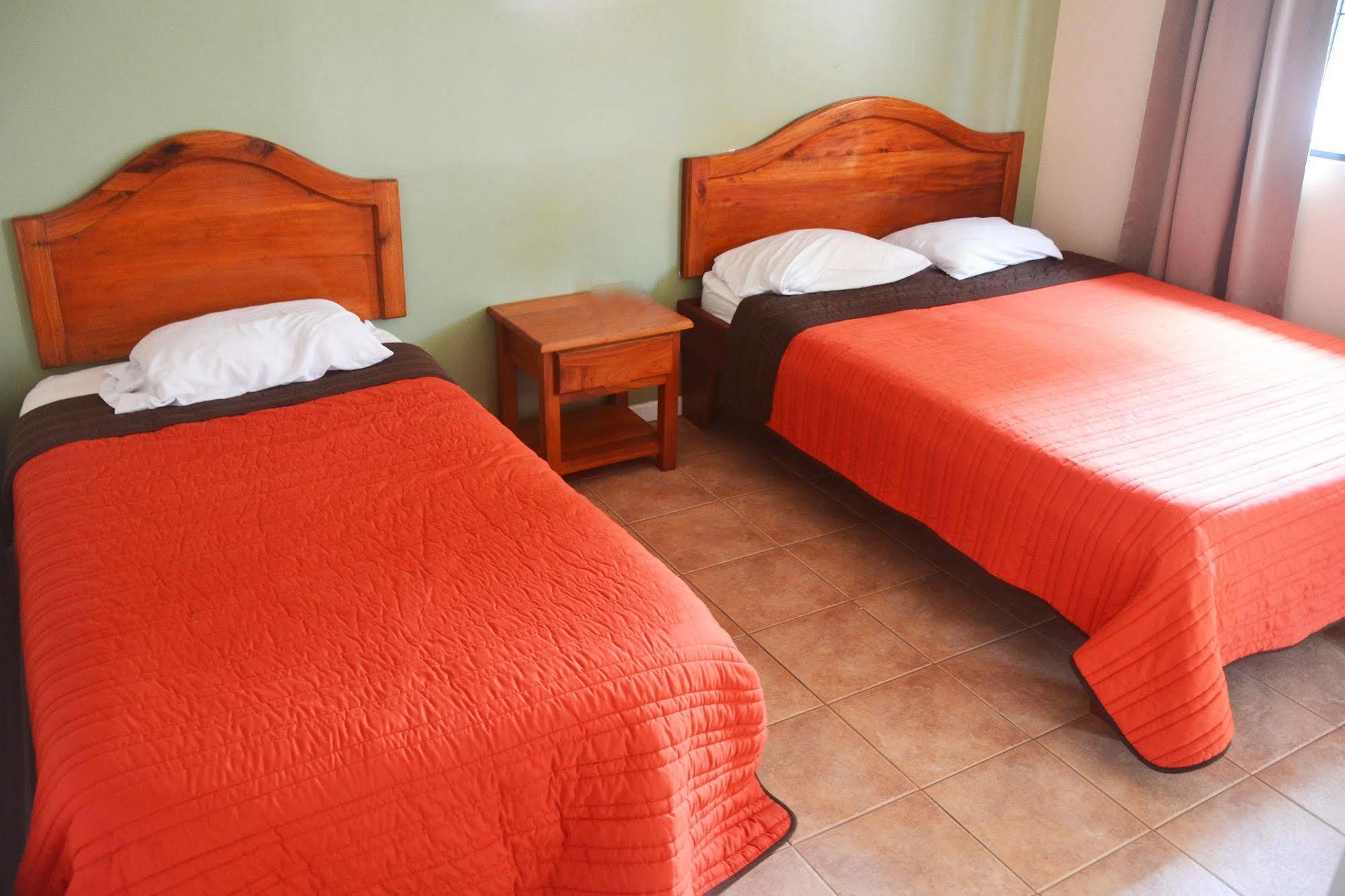 Hotel La Villa Quesada  Luaran gambar